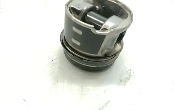 Peugeot Partner Piston BH02