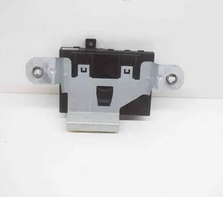 Ford Fiesta Central body control module 8V5115K600EJ F005V01087