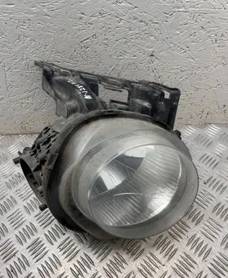 Nissan Juke I F15 Headlight/headlamp