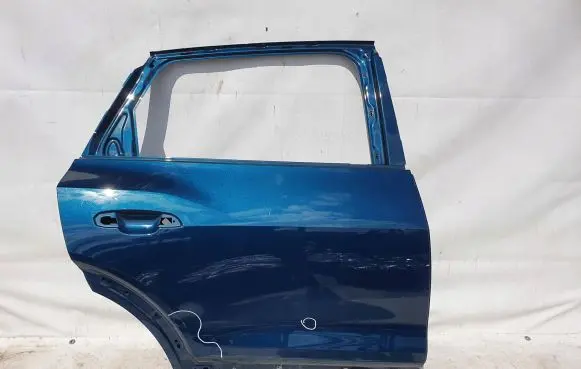 Audi e-tron Rear door