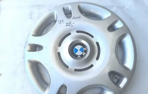BMW 3 E36 R15 wheel hub/cap/trim 36131094158