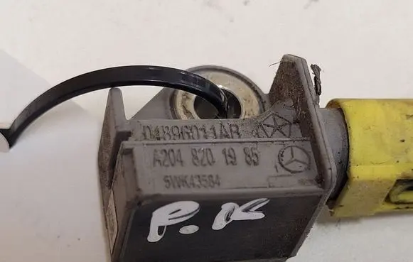 Mercedes-Benz C W204 Airbag deployment crash/impact sensor A2048201985 04896011AB 5WK43584