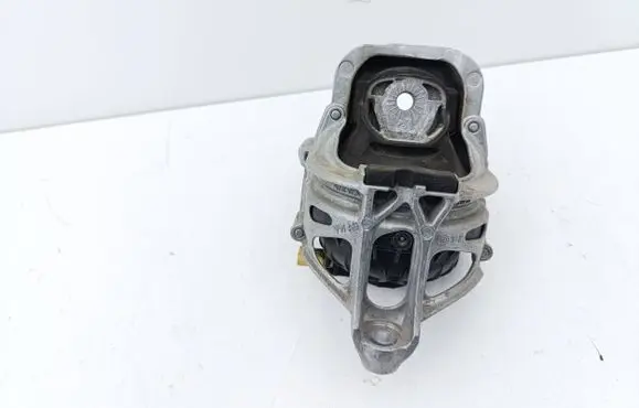 Audi A5 Engine mount bracket 4M0199372FC