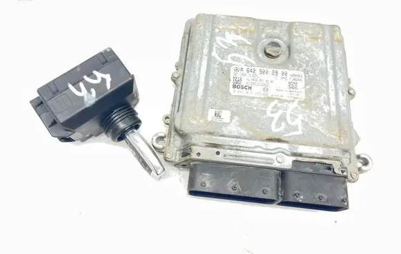 Mercedes-Benz E C207 W207 Engine ECU kit and lock set A2075450108