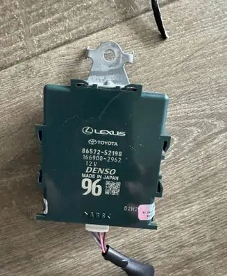 Lexus LBX Other devices 8657252190