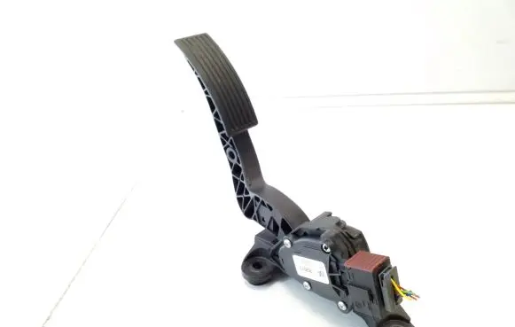 Hyundai i20 (GB IB) Accelerator throttle pedal 327001RXXX