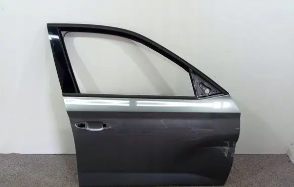 Skoda Kamiq Front door