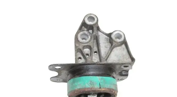 Chevrolet Captiva Gearbox mount