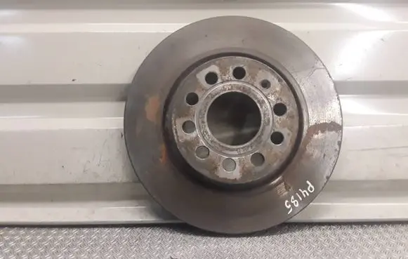 Skoda Octavia Mk2 (1Z) Front brake disc 