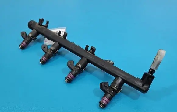 Renault Megane III Fuel injector ITGDC9 IMPRK1560038