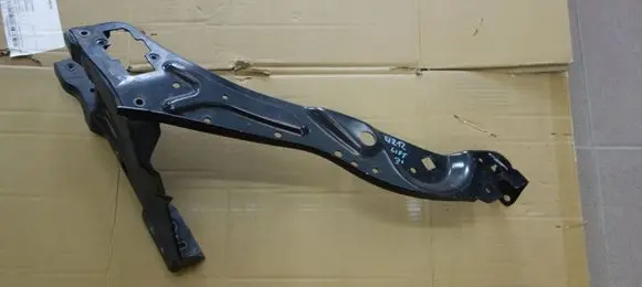 Mercedes-Benz E W212 Headlight/headlamp mounting bracket 212620022