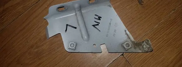 Renault Master III Fender mounting bracket 641C30003R