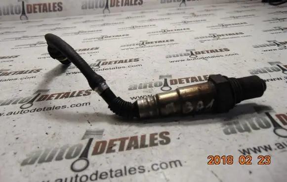 Mercedes-Benz A W168 Lambda probe sensor A0015409417