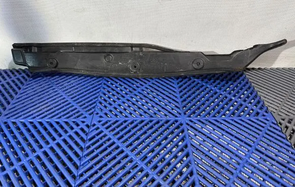 Fender end trim