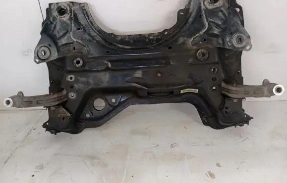 Peugeot 5008 II Front subframe 7CAA67
