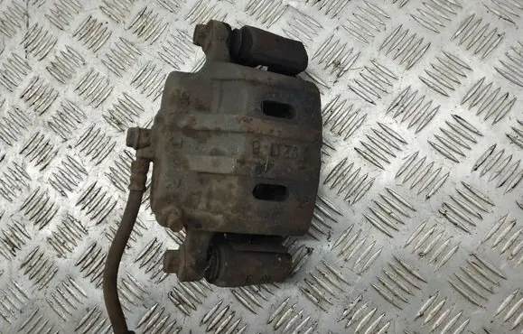 Peugeot 4007 Front brake caliper