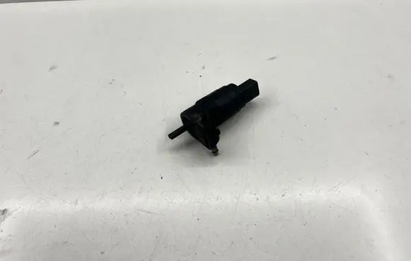 Seat Altea Windscreen/windshield washer pump 1K6955651 019824