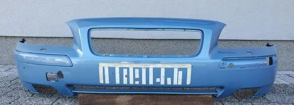 Volvo V70 Front bumper