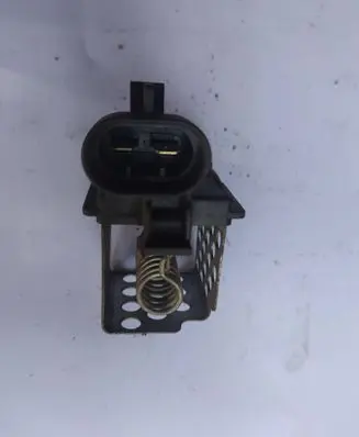 Coolant fan relay