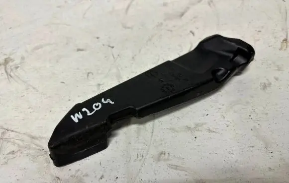 Mercedes-Benz C W204 Rain gutter A2048322825