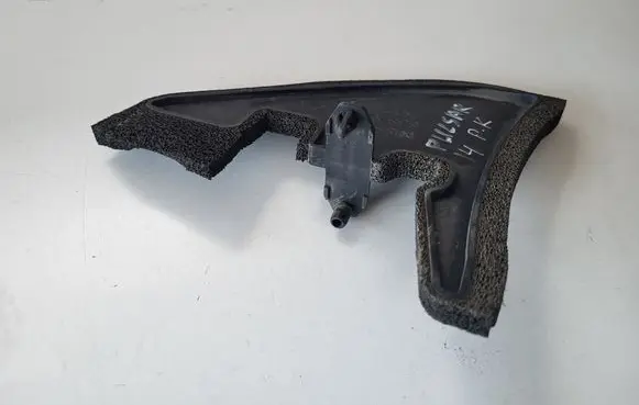 Nissan Pulsar Fender end trim 638A23ZL0A