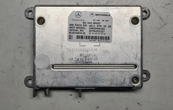 Mercedes-Benz R W251 Bluetooth control unit module A2118703226