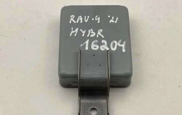 Toyota RAV 4 (XA50) Other control units/modules 8657242030
