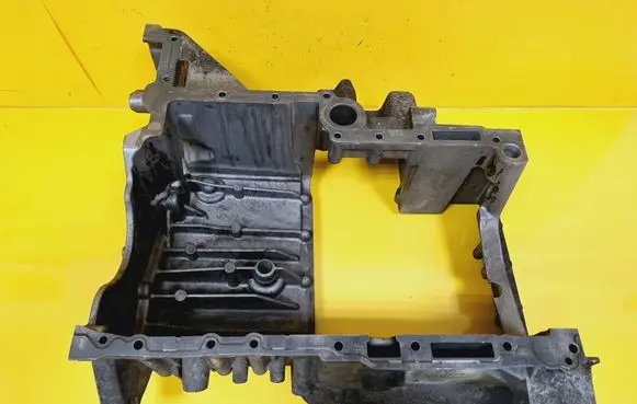 Audi A8 S8 D3 4E Oil sump 057103603N