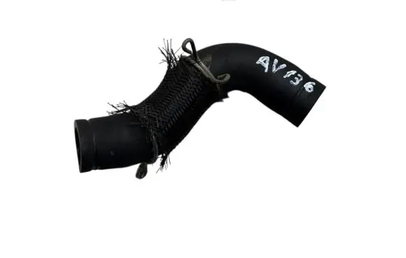 Toyota Avensis T250 Breather hose/pipe 122610R010 9046623003