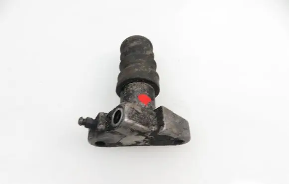 Suzuki Grand Vitara I Clutch release bearing slave cylinder 