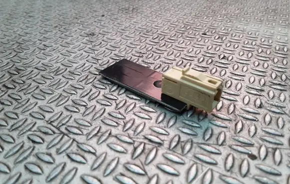 Audi A6 S6 C6 4F Bluetooth antenna 4E0035502