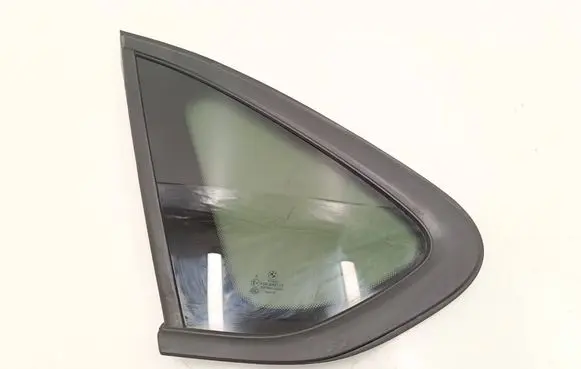 BMW 2 F45 Rear side window 7375183