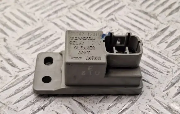 Toyota Auris 150 Light washer relay 8594212010