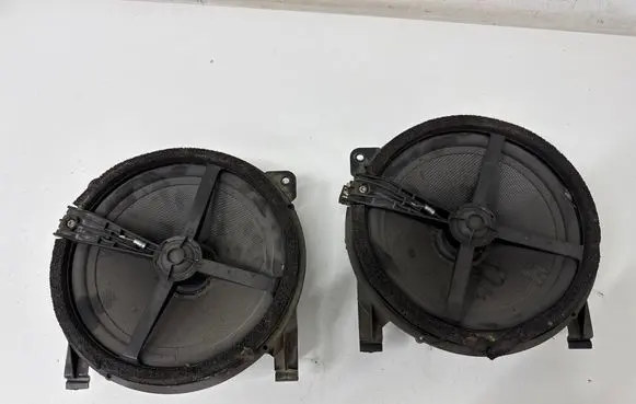 Volvo S60 Parcel shelf speaker 9472300