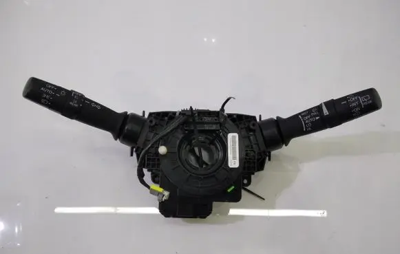 Honda CR-V Headlight wiper switch 