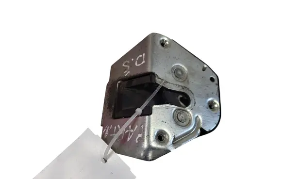 Loading door lock