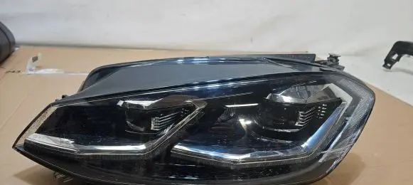 Volkswagen Golf VII Headlight/headlamp 5G1941035