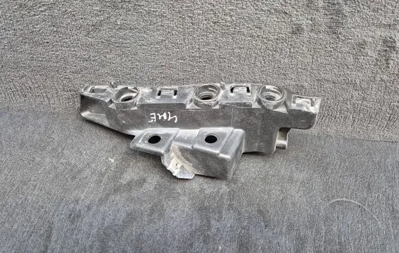 Audi Q7 4M Front bumper mounting bracket 4M0807284B 4M0807284A 4M0807284