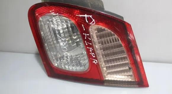 Nissan Almera N16 Rear/tail lights