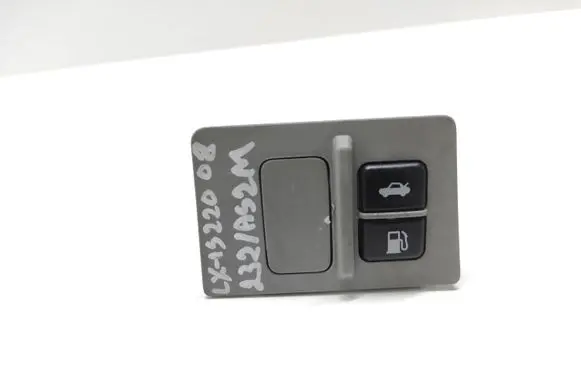 Lexus IS 220D-250-350 Tailgate opening switch 5544753010