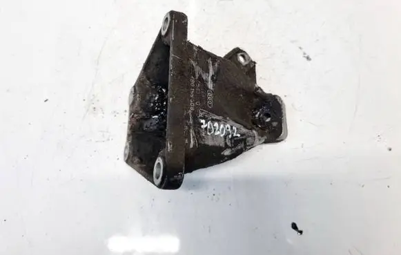 Audi A6 S6 C5 4B Engine mounting bracket 4B0199308