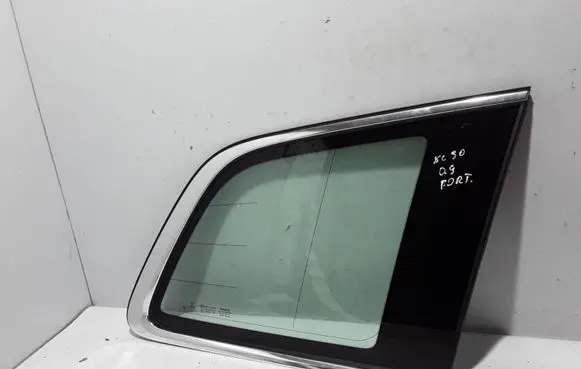 Volvo XC90 Rear side window 32206898
