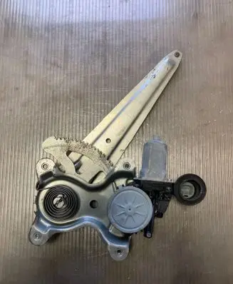 Lexus RX 330 - 350 - 400H Rear door window regulator with motor 8572058010 0620401770