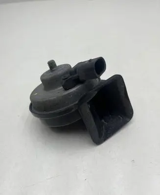 BMW 1 F20 F21 Horn signal 6033FB2372 090318L7C 6033FB2387