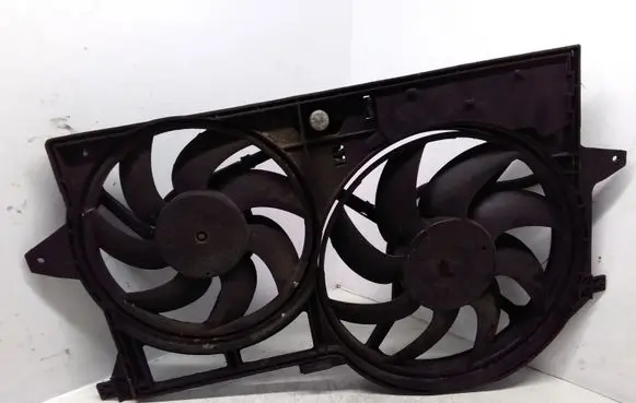 Peugeot 806 Electric radiator cooling fan 8240141