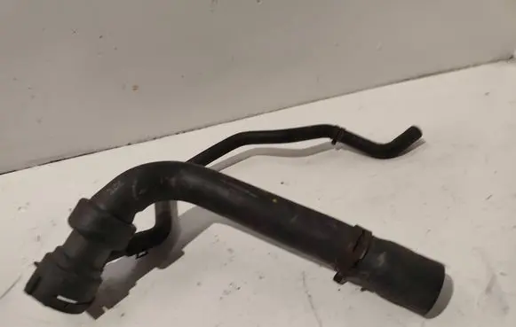 Audi A4 S4 B6 8E 8H Engine coolant pipe/hose 8E0121101