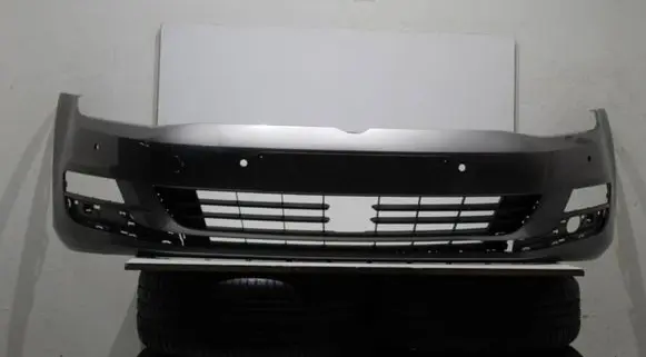 Volkswagen Golf VII Front bumper 5G0807221 320011110903