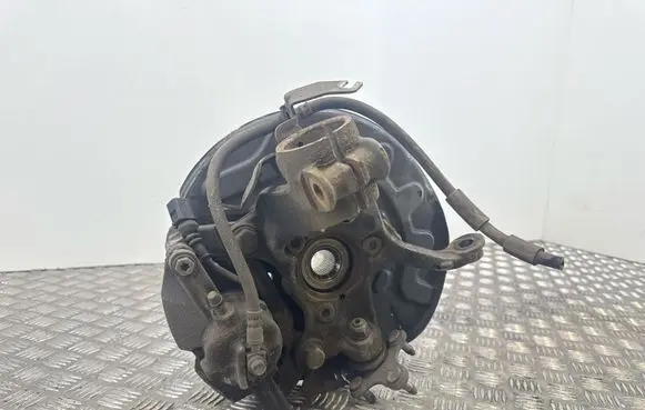 Audi A3 S3 8V Front wheel hub 