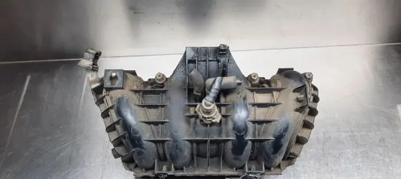 Opel Corsa C Intake manifold