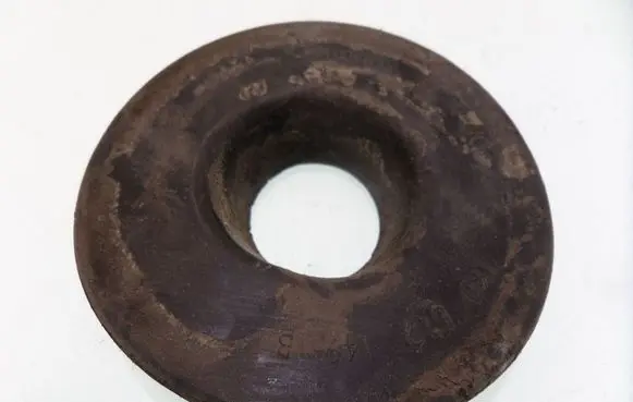 Volkswagen PASSAT B6 Rear coil spring rubber mount 1K0512149B